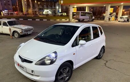 Honda Fit III, 2003 год, 221 999 рублей, 2 фотография