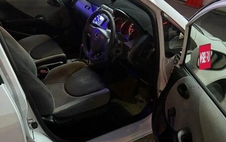 Honda Fit III, 2003 год, 221 999 рублей, 7 фотография
