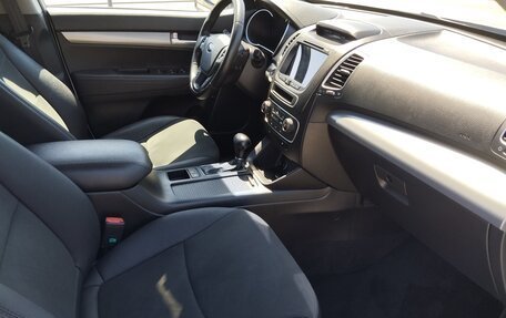 KIA Sorento II рестайлинг, 2015 год, 1 800 000 рублей, 12 фотография
