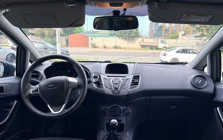 Ford Fiesta, 2015 год, 800 000 рублей, 3 фотография