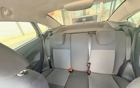 Ford Fiesta, 2015 год, 800 000 рублей, 8 фотография