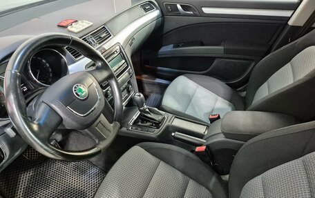 Skoda Superb III рестайлинг, 2013 год, 1 160 000 рублей, 14 фотография