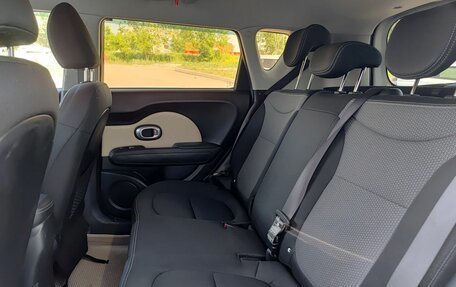 KIA Soul II рестайлинг, 2017 год, 1 699 800 рублей, 15 фотография