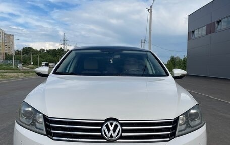 Volkswagen Passat B7, 2011 год, 970 000 рублей, 1 фотография
