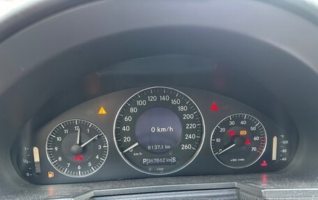 Mercedes-Benz E-Класс, 2004 год, 500 000 рублей, 3 фотография