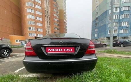 Mercedes-Benz E-Класс, 2004 год, 500 000 рублей, 2 фотография