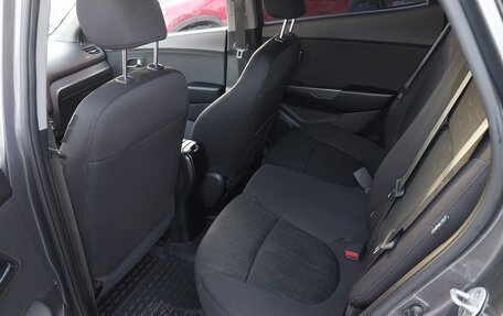 KIA Rio III рестайлинг, 2013 год, 890 000 рублей, 9 фотография