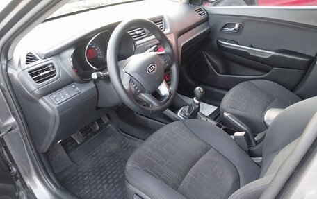 KIA Rio III рестайлинг, 2013 год, 890 000 рублей, 8 фотография