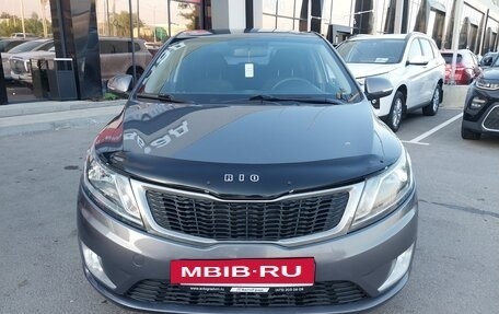 KIA Rio III рестайлинг, 2013 год, 890 000 рублей, 2 фотография