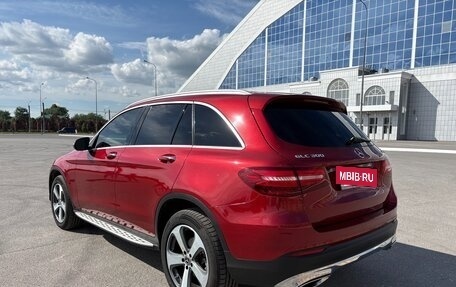 Mercedes-Benz GLC, 2017 год, 3 200 000 рублей, 3 фотография