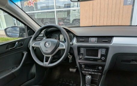 Skoda Rapid I, 2016 год, 990 000 рублей, 7 фотография