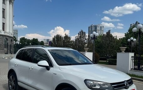 Volkswagen Touareg III, 2014 год, 2 790 000 рублей, 1 фотография