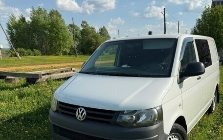 Volkswagen Transporter T5 рестайлинг, 2012 год, 1 450 000 рублей, 1 фотография