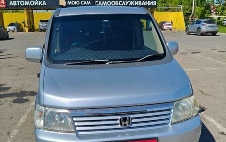 Honda Stepwgn II рестайлинг, 2002 год, 750 000 рублей, 1 фотография