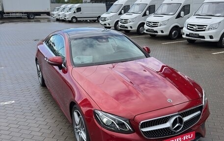 Mercedes-Benz E-Класс, 2019 год, 4 950 000 рублей, 1 фотография