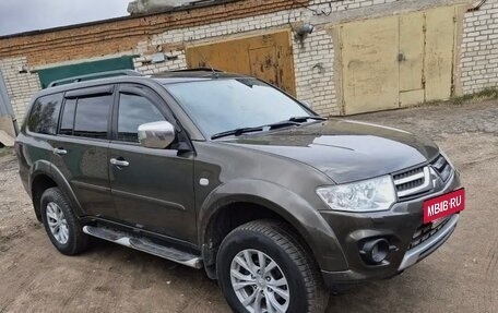 Mitsubishi Pajero Sport II рестайлинг, 2014 год, 1 900 000 рублей, 11 фотография