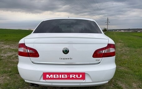 Skoda Superb III рестайлинг, 2012 год, 1 385 000 рублей, 5 фотография