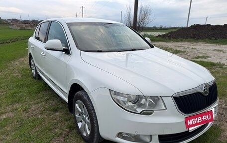 Skoda Superb III рестайлинг, 2012 год, 1 385 000 рублей, 6 фотография