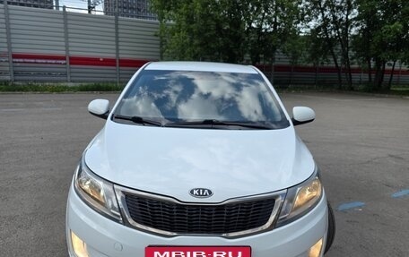 KIA Rio III рестайлинг, 2012 год, 600 000 рублей, 2 фотография
