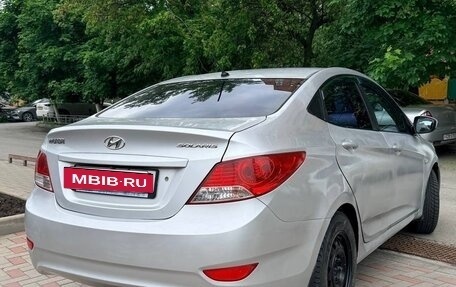 Hyundai Solaris II рестайлинг, 2012 год, 6 фотография