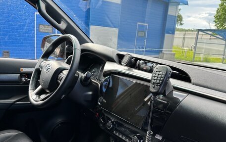 Toyota Hilux VIII, 2021 год, 10 000 000 рублей, 23 фотография