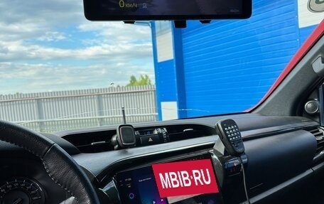 Toyota Hilux VIII, 2021 год, 10 000 000 рублей, 29 фотография