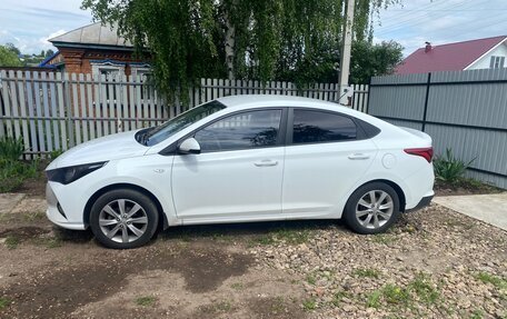 Hyundai Solaris II рестайлинг, 2020 год, 1 200 000 рублей, 6 фотография