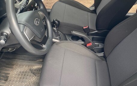 Hyundai Solaris II рестайлинг, 2020 год, 1 200 000 рублей, 7 фотография