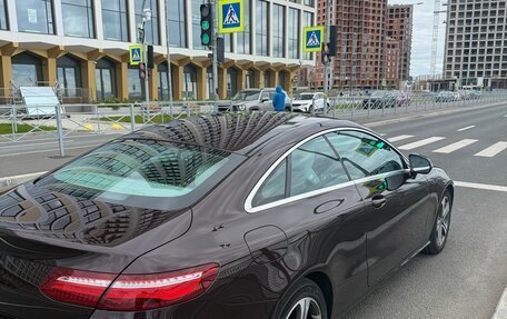 Mercedes-Benz E-Класс, 2019 год, 3 800 000 рублей, 4 фотография