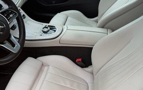 Mercedes-Benz E-Класс, 2019 год, 3 800 000 рублей, 6 фотография