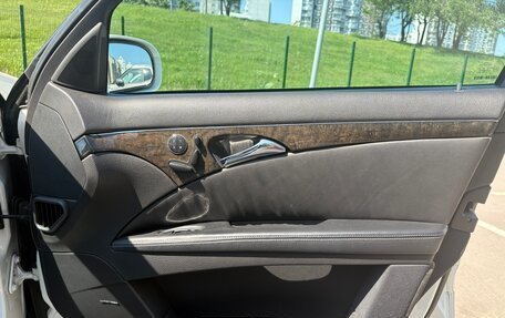 Mercedes-Benz E-Класс AMG, 2003 год, 2 990 000 рублей, 36 фотография
