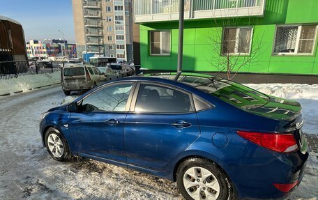 Hyundai Solaris II рестайлинг, 2015 год, 720 000 рублей, 3 фотография