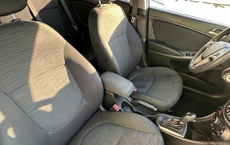 Hyundai Solaris II рестайлинг, 2015 год, 720 000 рублей, 16 фотография