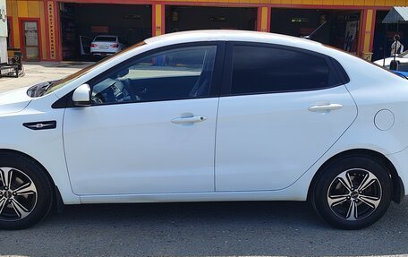 KIA Rio III рестайлинг, 2015 год, 750 000 рублей, 2 фотография