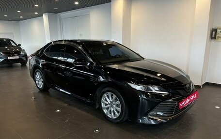 Toyota Camry, 2019 год, 2 750 000 рублей, 2 фотография