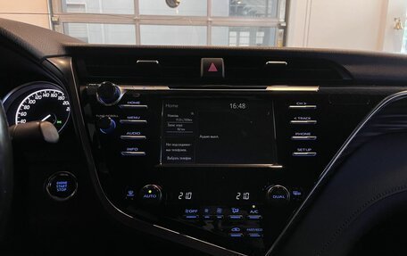 Toyota Camry, 2019 год, 2 750 000 рублей, 26 фотография