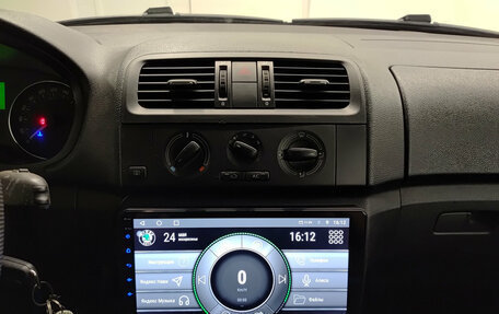 Skoda Fabia II, 2012 год, 633 000 рублей, 19 фотография