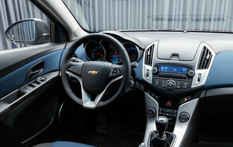 Chevrolet Cruze II, 2014 год, 990 000 рублей, 10 фотография