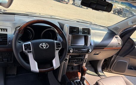 Toyota Land Cruiser Prado 150 рестайлинг 2, 2012 год, 2 600 000 рублей, 9 фотография