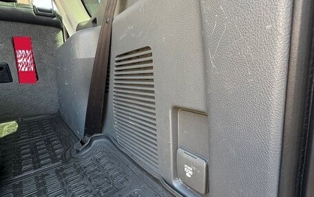 Toyota Land Cruiser Prado 150 рестайлинг 2, 2012 год, 2 600 000 рублей, 25 фотография
