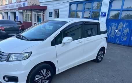 Honda Freed I, 2012 год, 1 430 000 рублей, 5 фотография