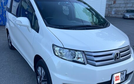 Honda Freed I, 2012 год, 1 430 000 рублей, 2 фотография