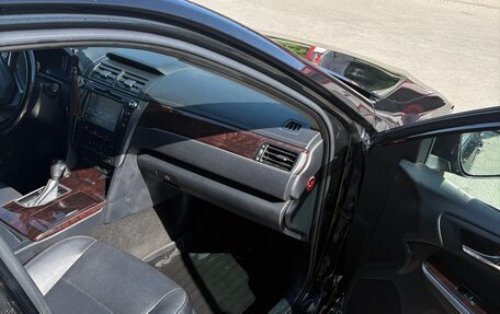 Toyota Camry, 2015 год, 2 050 000 рублей, 17 фотография
