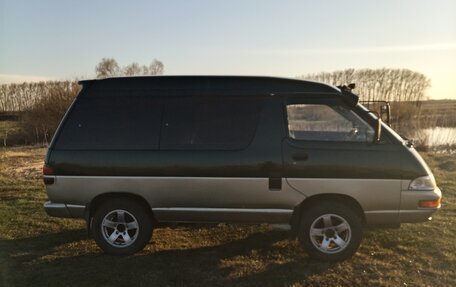 Toyota Town Ace III, 1992 год, 435 000 рублей, 2 фотография