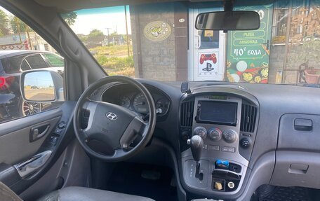 Hyundai Grand Starex Grand Starex I рестайлинг 2, 2008 год, 550 000 рублей, 4 фотография
