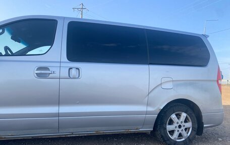 Hyundai Grand Starex Grand Starex I рестайлинг 2, 2008 год, 550 000 рублей, 19 фотография