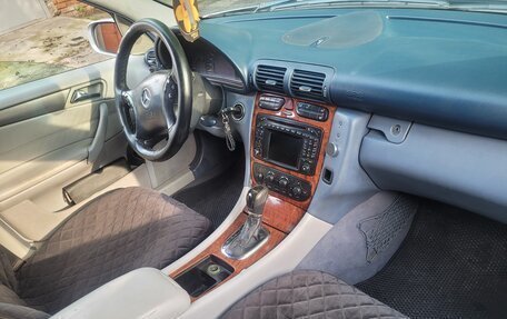 Mercedes-Benz C-Класс, 2003 год, 450 000 рублей, 4 фотография