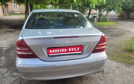 Mercedes-Benz C-Класс, 2003 год, 450 000 рублей, 6 фотография