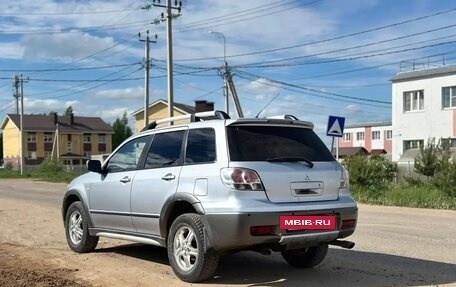 Mitsubishi Outlander III рестайлинг 3, 2005 год, 666 666 рублей, 8 фотография