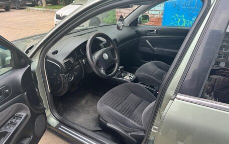 Volkswagen Passat B5+ рестайлинг, 2001 год, 250 000 рублей, 2 фотография